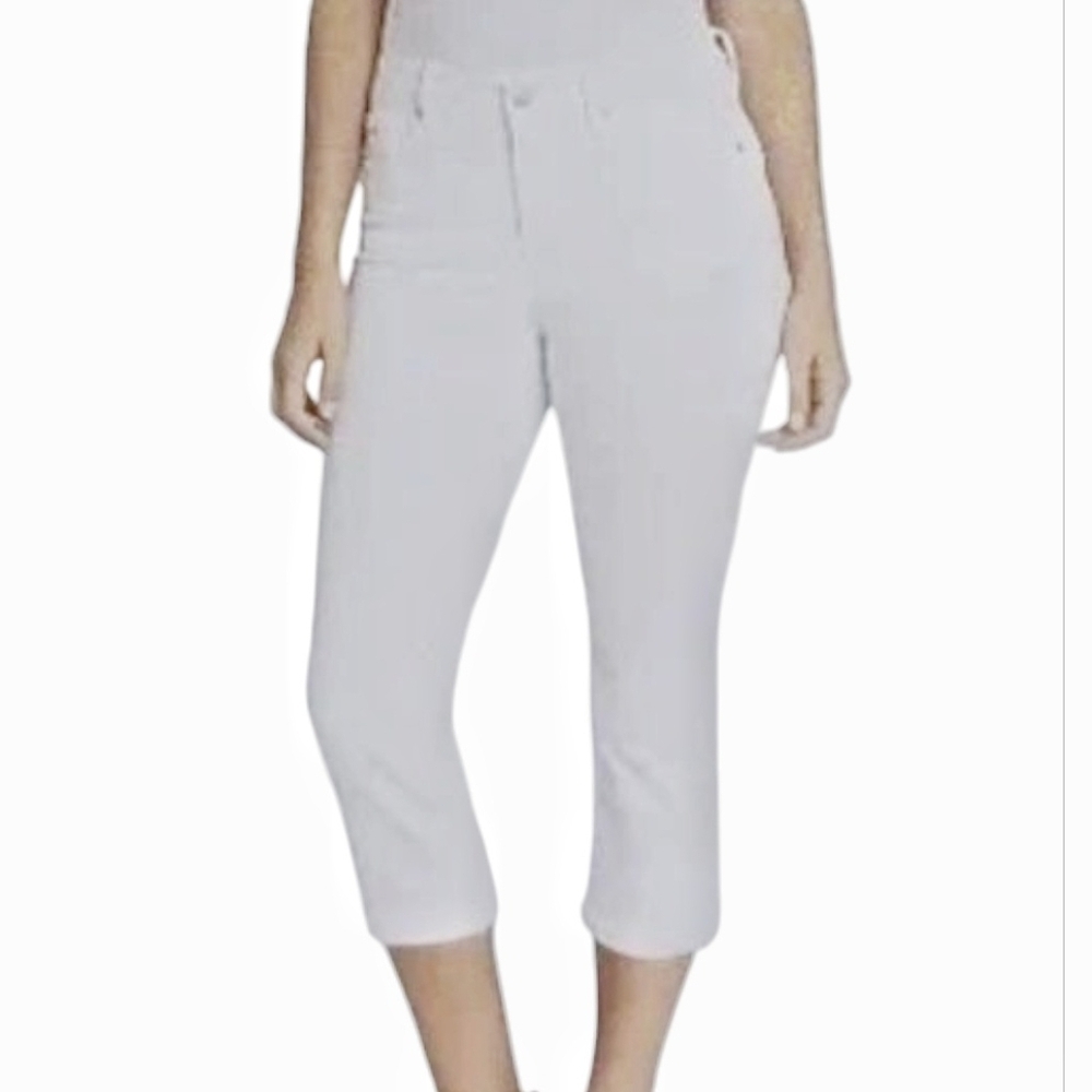 NEW Nine West Chrystie Capri Jeans Neutral Classic 16